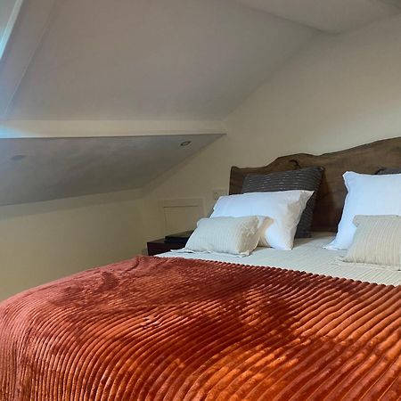 폰테베드라 Os Fentos B&B 외부 사진