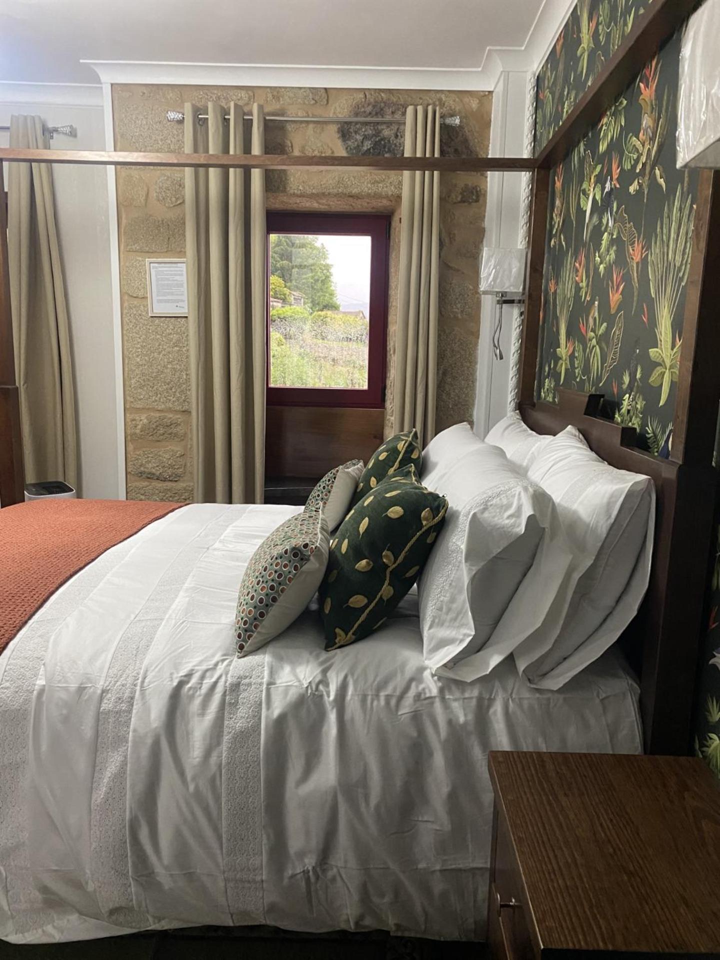 폰테베드라 Os Fentos B&B 외부 사진